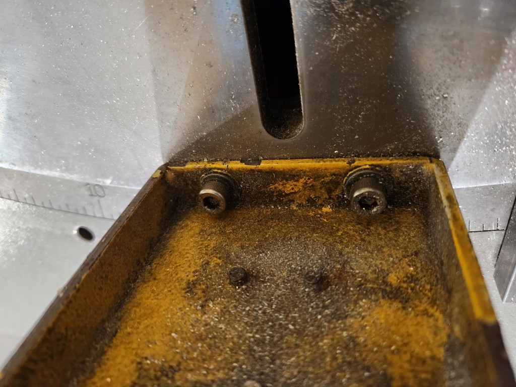 Pat Mooney PMI-20 24 Miter Upcut Saw, Machine ID: 8839